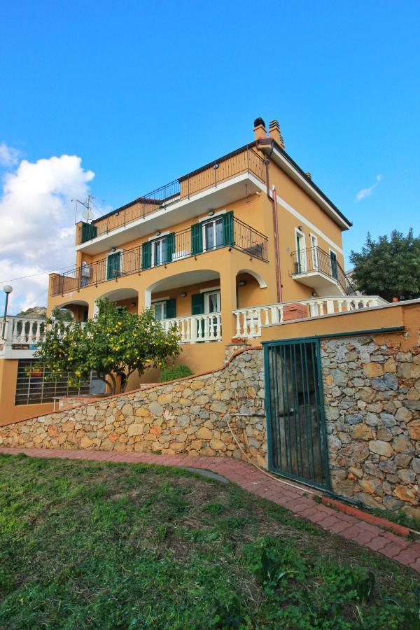 A Carubba Du Bungiurnu Villa Borgio Verezzi Bagian luar foto