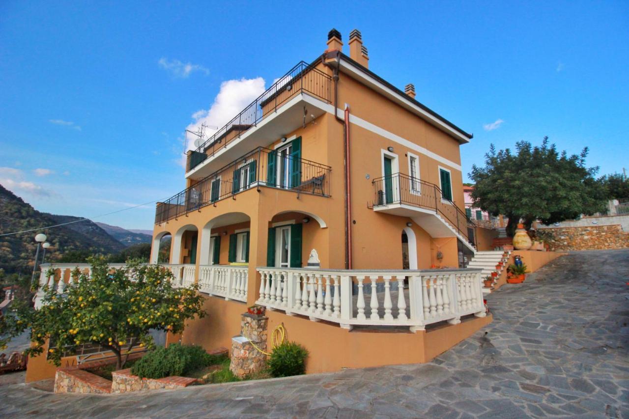 A Carubba Du Bungiurnu Villa Borgio Verezzi Bagian luar foto